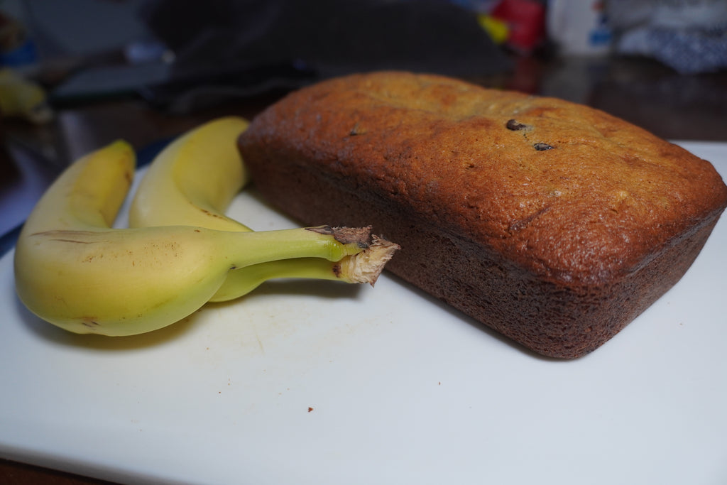banana bread with bananas